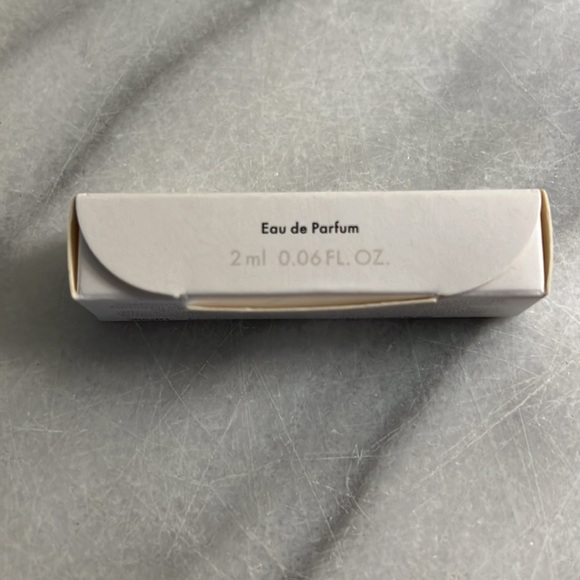 LV - MATIERE NOIRE - Picture 2 of 3